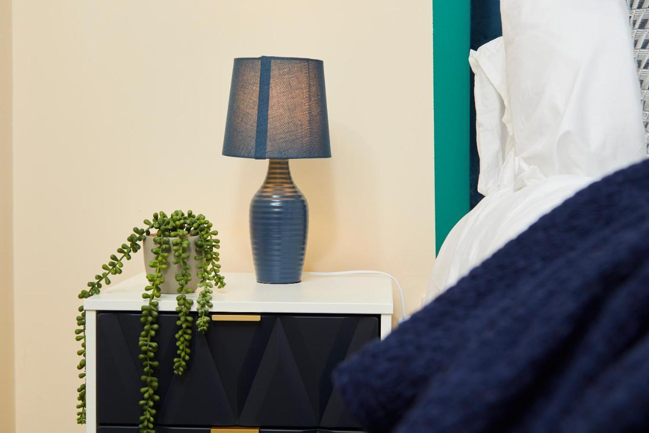 Appartement Exquisite Cambridge Abode - Sleeps 6 - Parking Extérieur photo